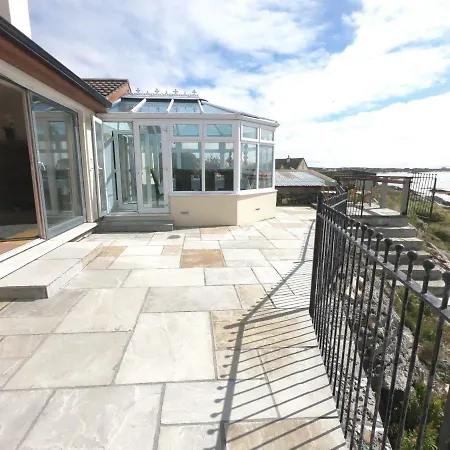 Holiday home Waters Edge